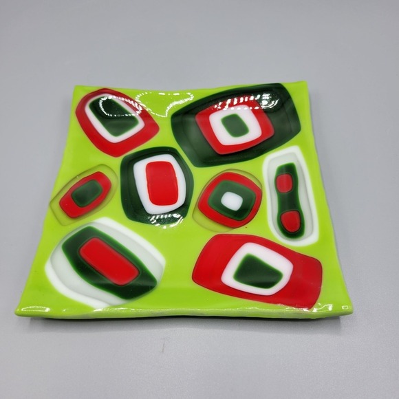 Other - Colorful Fused Glass Decorative Plate Green Red White Geometric Pattern 6"